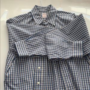 Brooks brothers large like new dress shirt